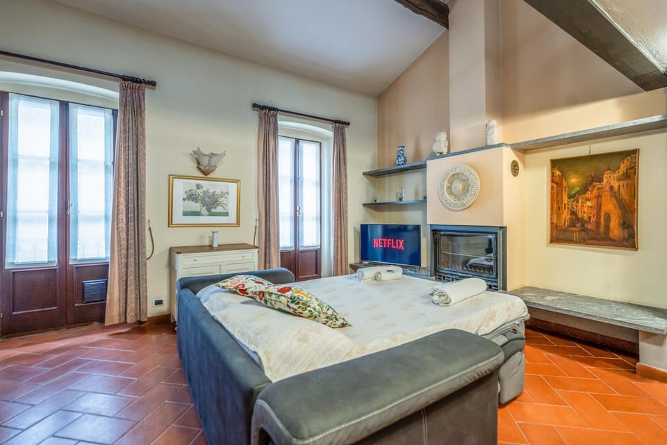Duomo Prestige Suite - Historic Stay in Milan Apartment in Milan