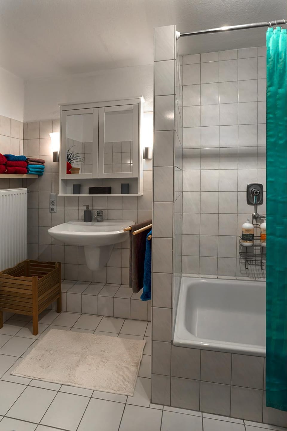 Bathroom, Living room