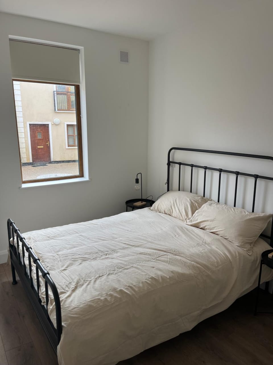 Brand New Stylish Apartment in Clifden Town Centre Apartment in Clifden