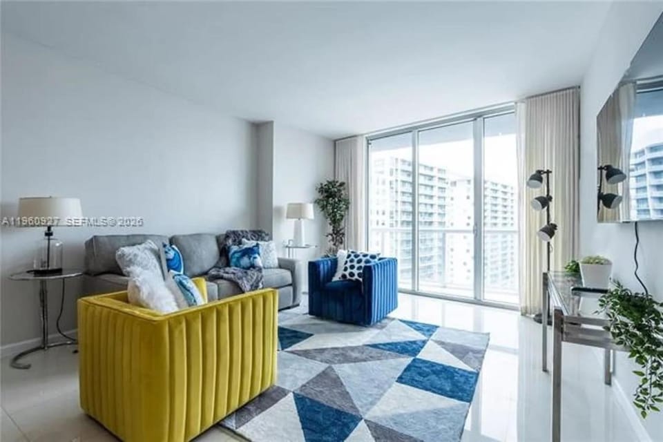 Miami Getaway in Icon Brickel 1BR in Downtown Miami Apartment in Brickell