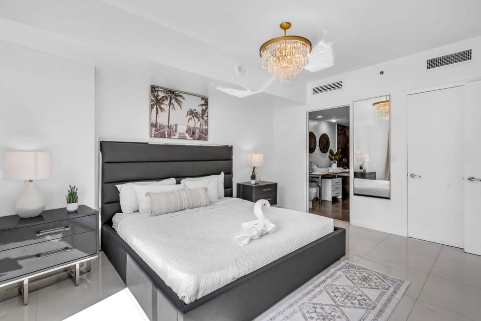 Miami Getaway in Icon Brickel 1BR in Downtown Miami Apartment in Brickell