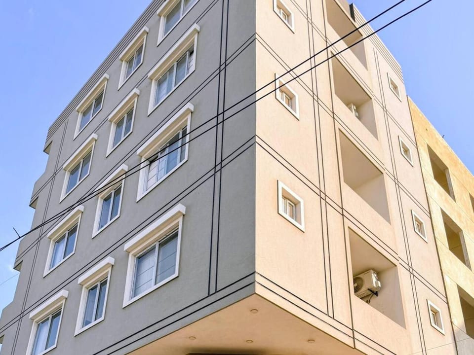 Gourmet Getaway Two by Jannat Vacation Rentals Apartment in Karachi