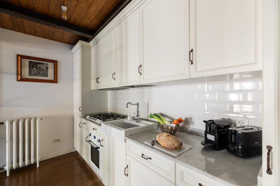 Coffee/tea facilities, Kitchen or kitchenette, toaster, toaster, toaster, kitchen, kitchen