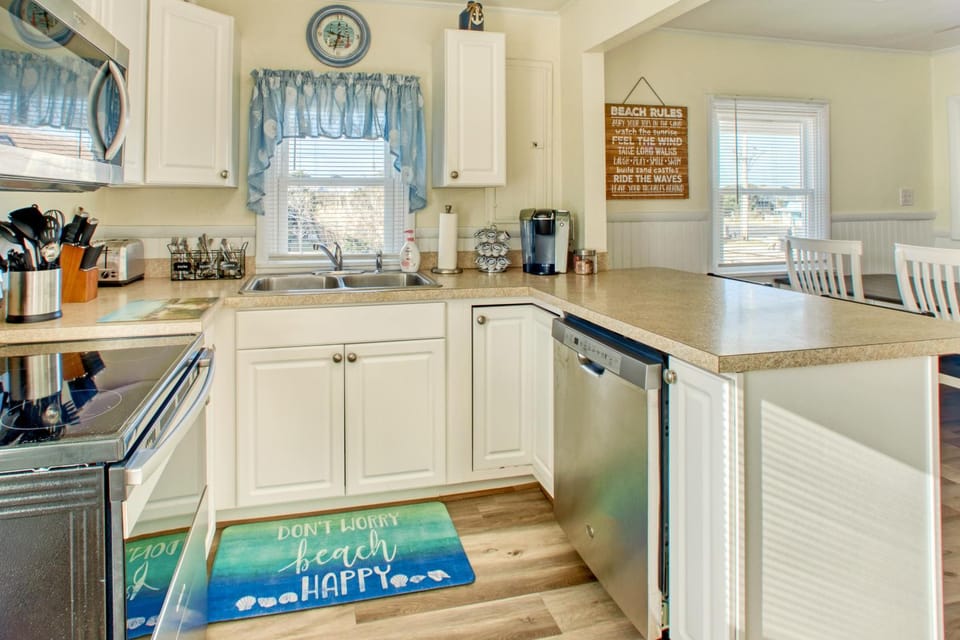 HA924 Cottage on 12 House in Hatteras Island