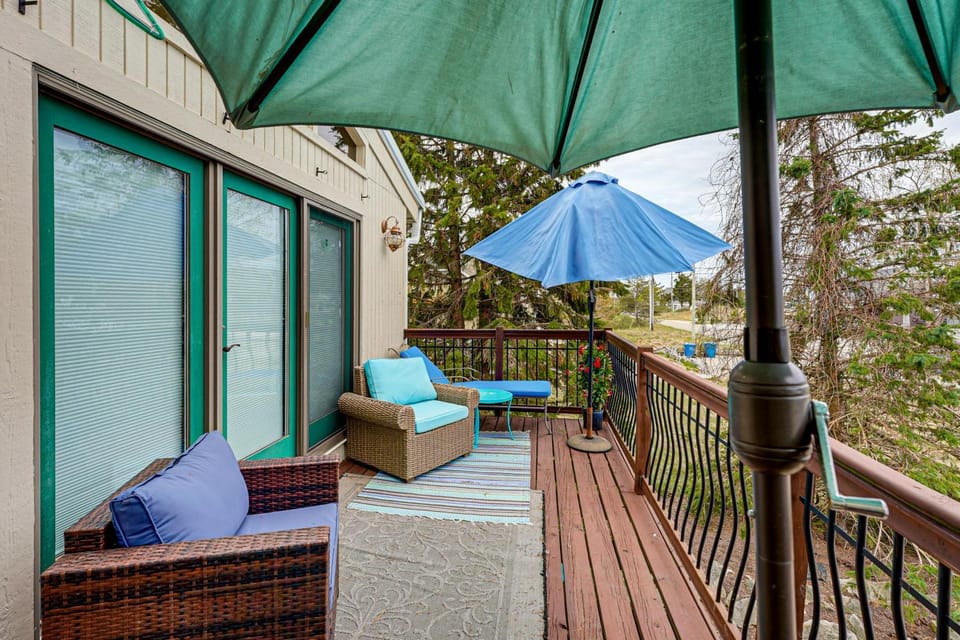 Private Beach Access! Lake Michigan Family Getaway House in Grand Haven