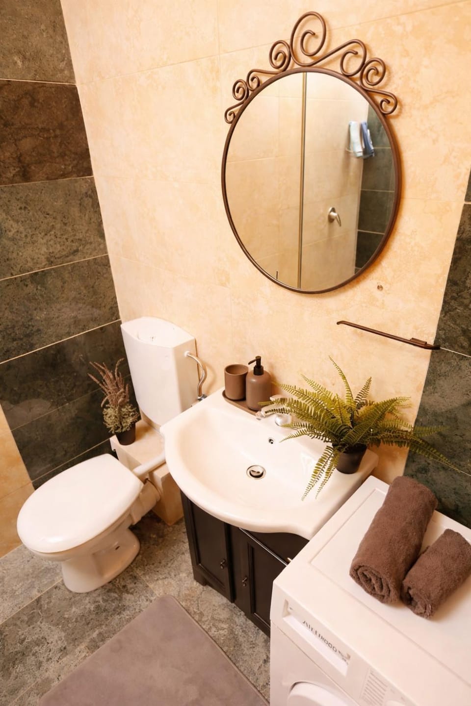 Toilet, Bathroom