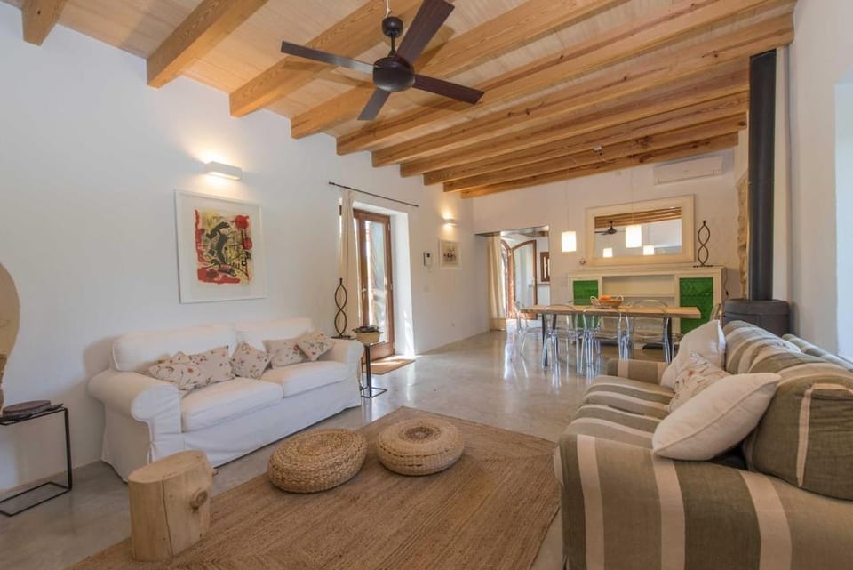Villa Cas Ciutada Villa in Pla de Mallorca
