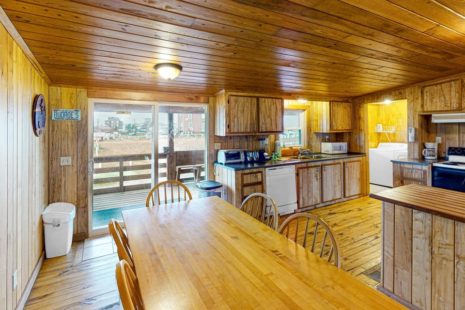 HABM11 Camp Tahuna #11-H House in Hatteras Island