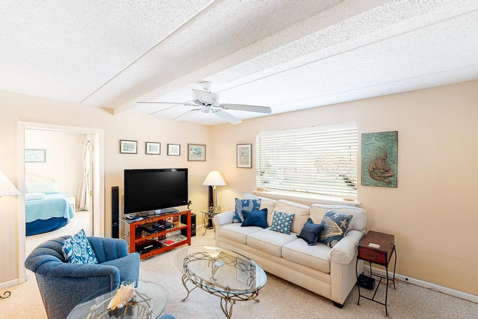 HAAVE20 4 Sand Pebbles #AV204 House in Hatteras Island