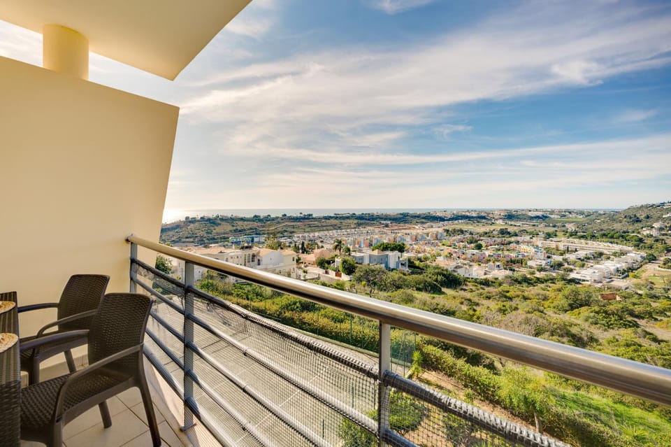 Balcony/Terrace, Balcony/Terrace, Tennis court, Sea view