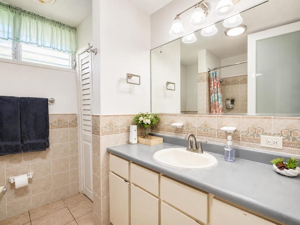 Golden Dream Villa 2nd floor A Apartment in Isabela