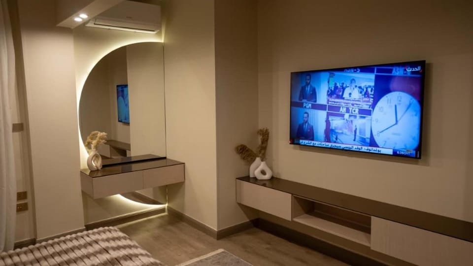 Luxury home 2 BR in Gardenia compound near airport Apartment in New Cairo City