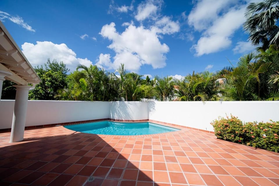 Balcony/Terrace, Swimming pool
