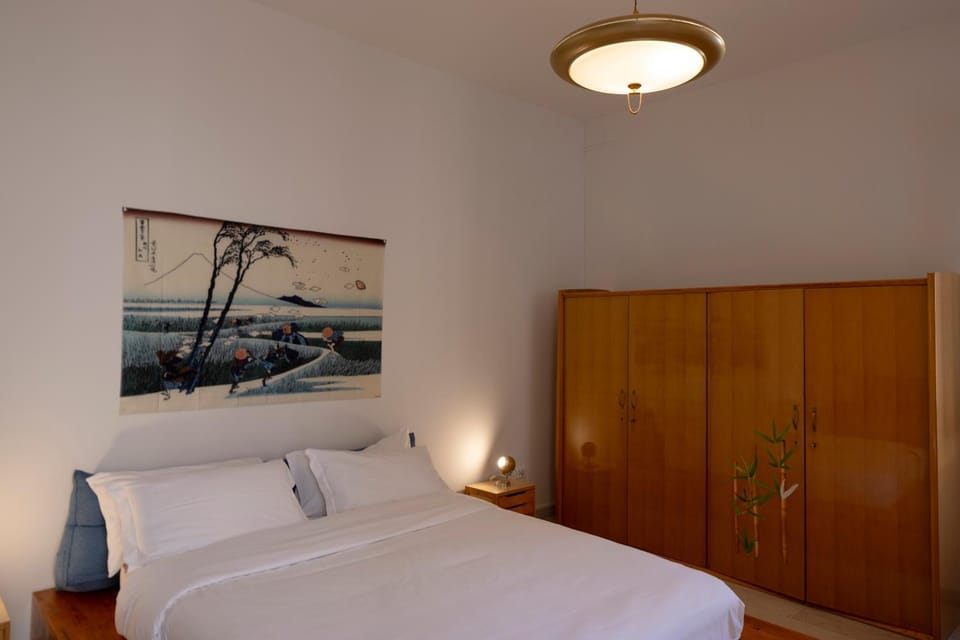 Bed, Photo of the whole room, Bedroom, wardrobe
