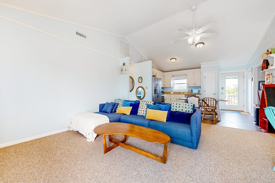 HASU4 Cap'n Stilts House in Hatteras Island