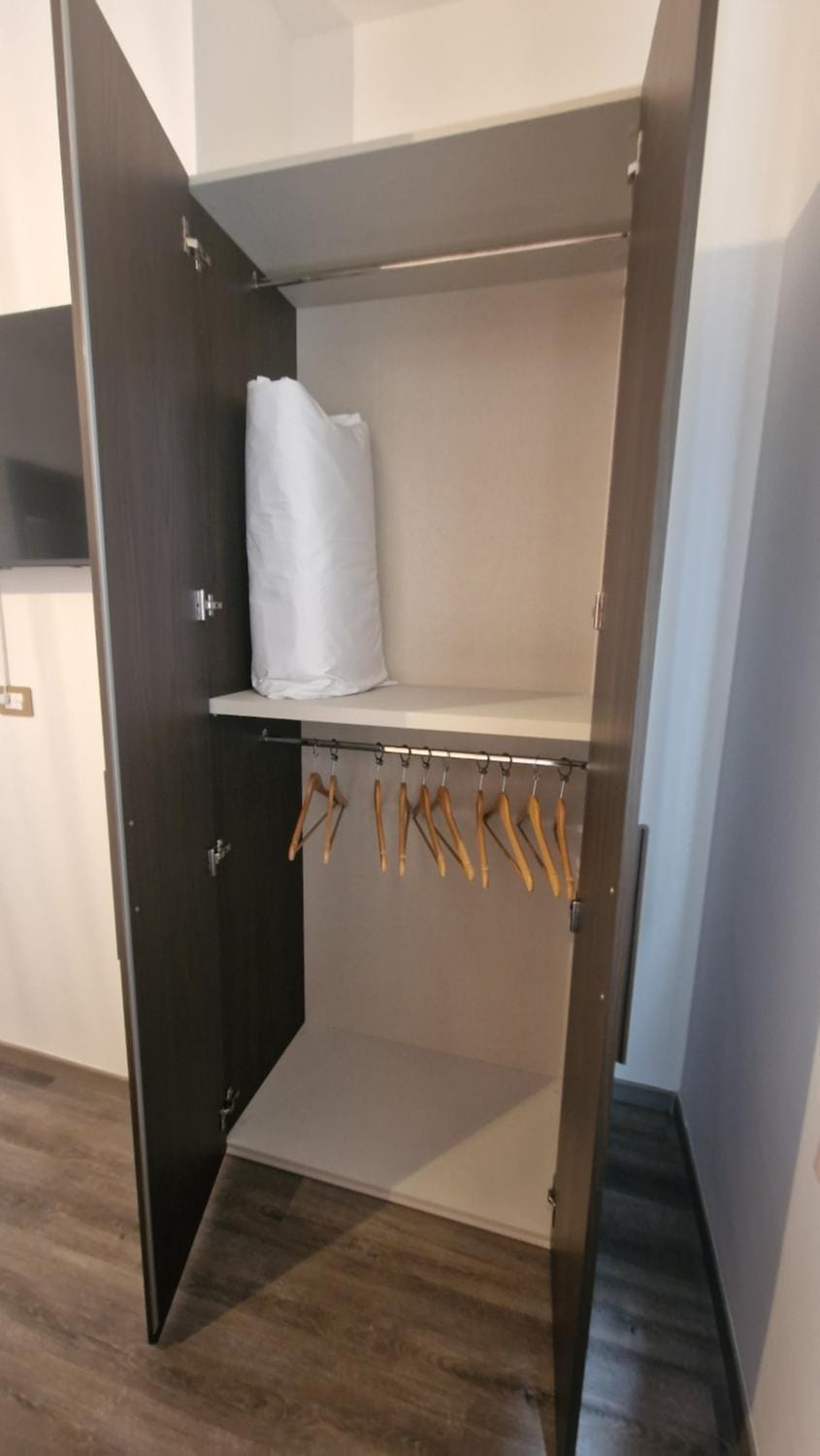 wardrobe