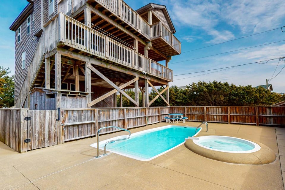 HASW7 Slow M'Ocean #7-HH House in Hatteras Island