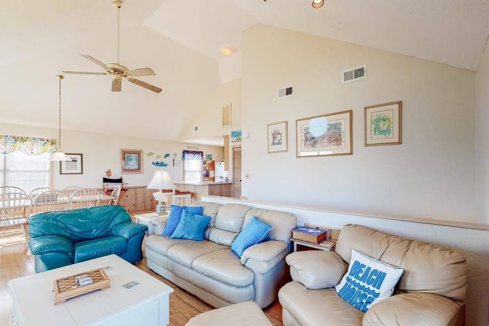 RO22 Charmed Life House in Rodanthe