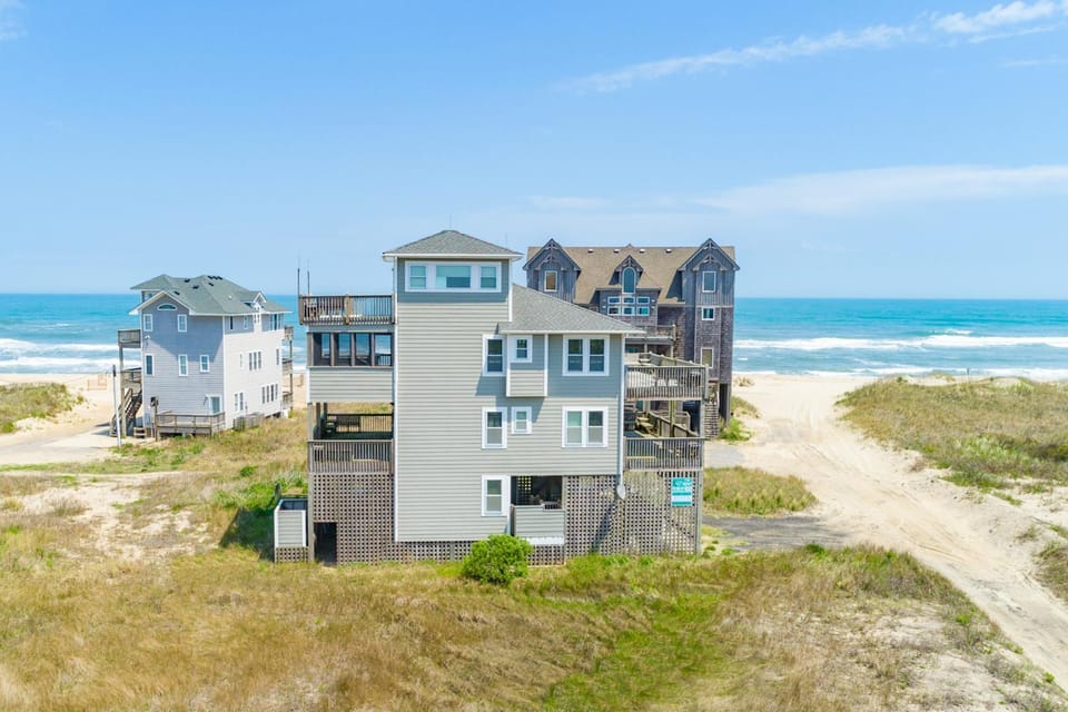 ROLE139 Gone Coastal House in Rodanthe