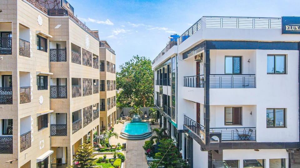 Garden, Swimming pool