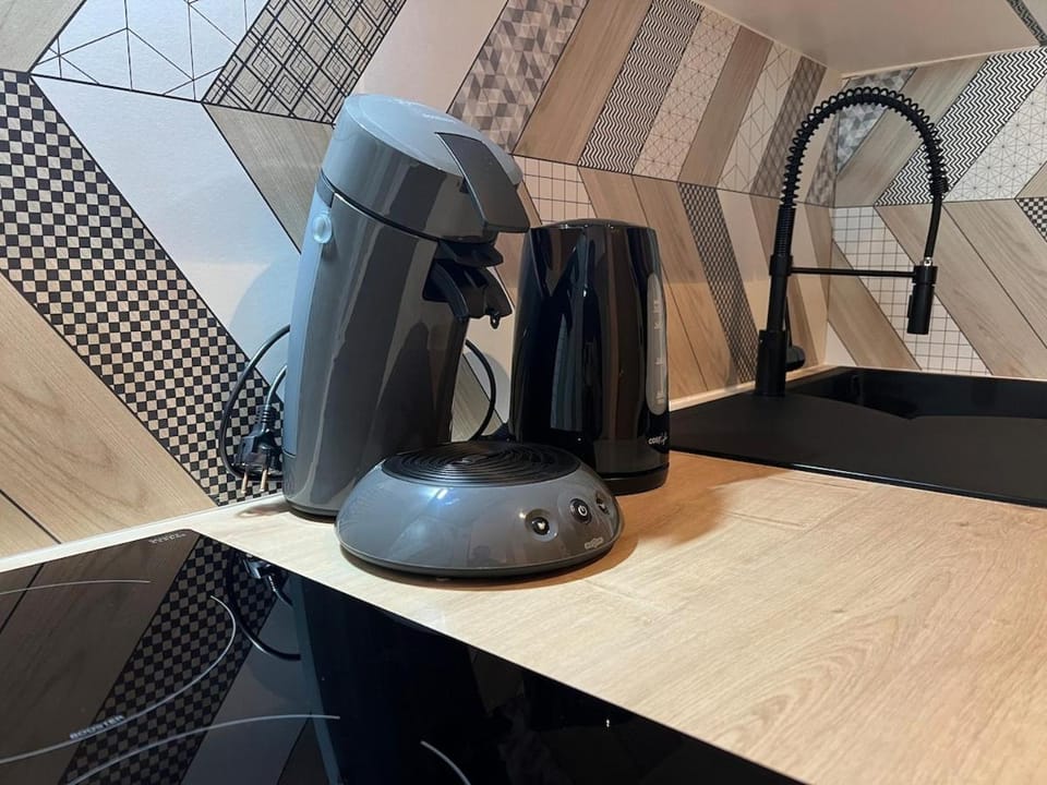 Studio 127 à 8 min à pied du Futuroscope 1 à 4 pers Apartment in Nouvelle-Aquitaine
