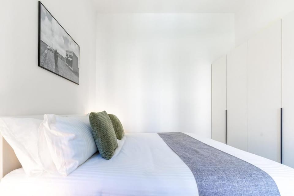 Navigli-Duomo - Design Apartment, Netflix & Wi-Fi Apartment in Milan