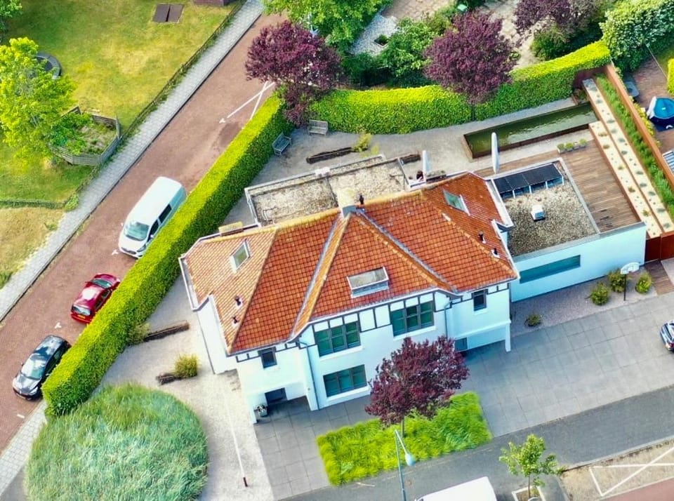 Property building, Bird's eye view
