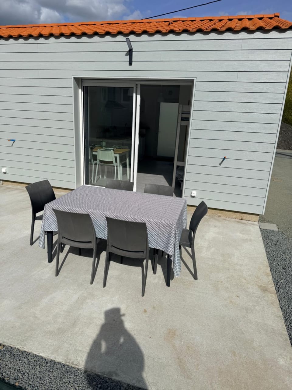 Patio, Dining area
