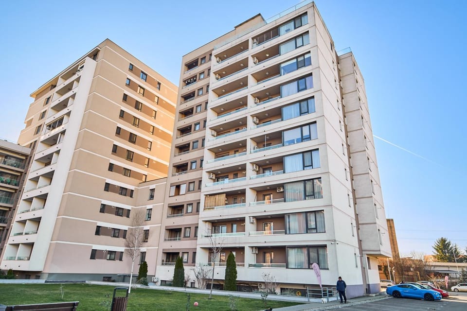 Property building, Parking