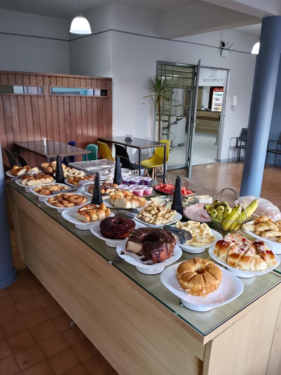 Breakfast, Buffet breakfast