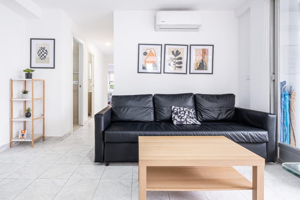 Living room, air conditioner