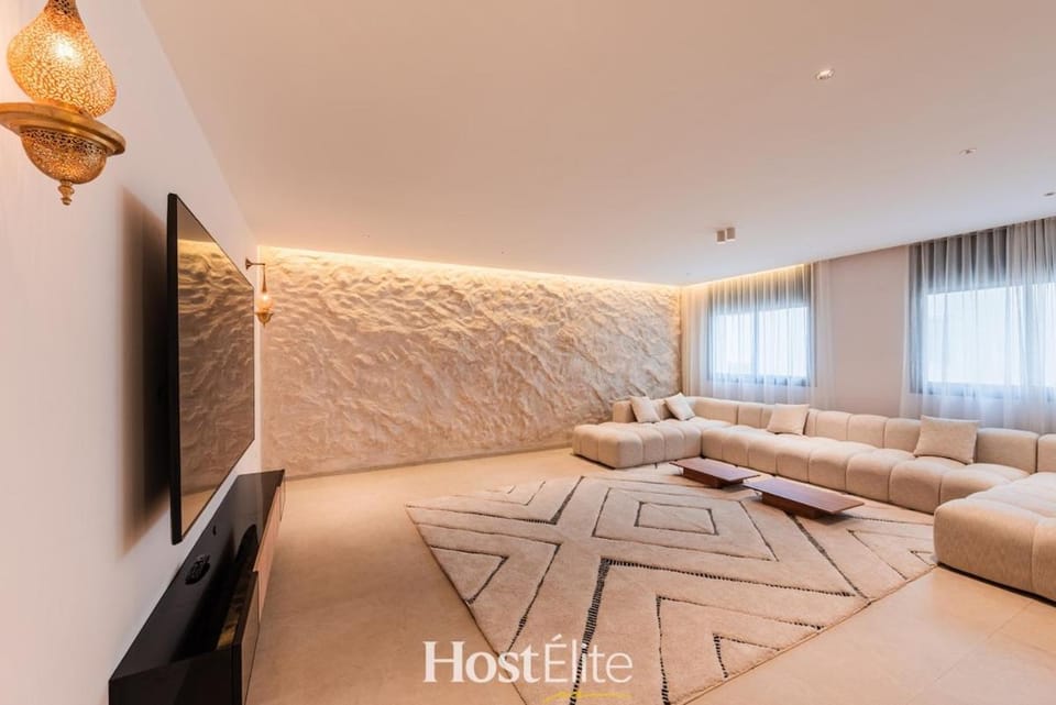 TV and multimedia, Living room