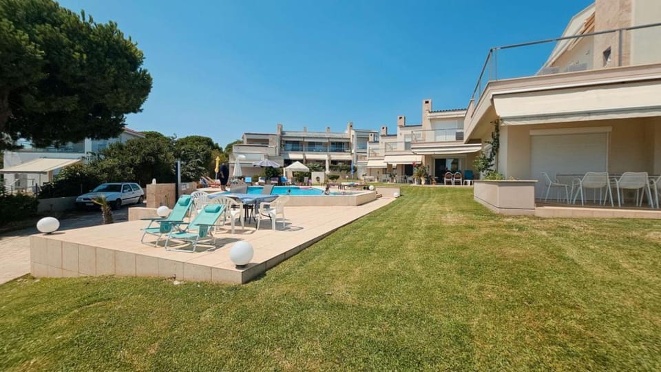 Garden view, Swimming pool