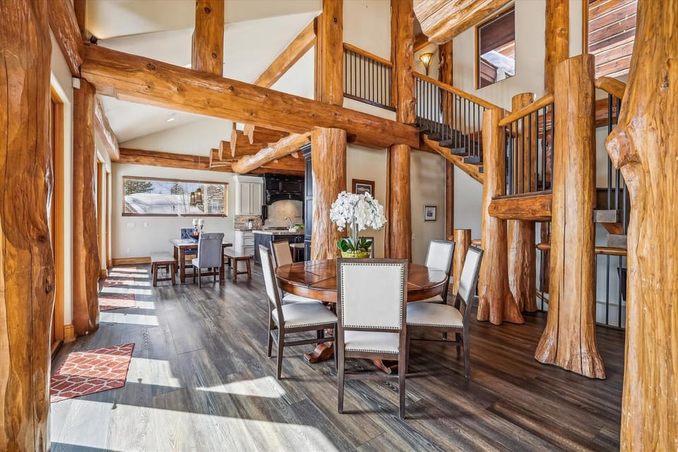 Experience luxury at Clowsgill Holme, a spacious 5-bedroom retreat in Breckenridge! House in Summit County