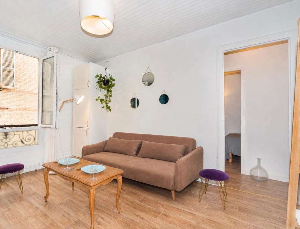 Cute little apartment for 6 persons Apartment in Paris