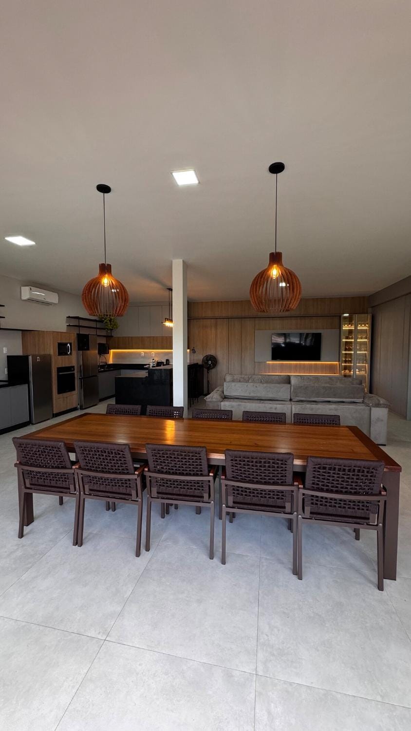 Casa Lumina Loft Moderno com Piscina e Painel LED House in Serra