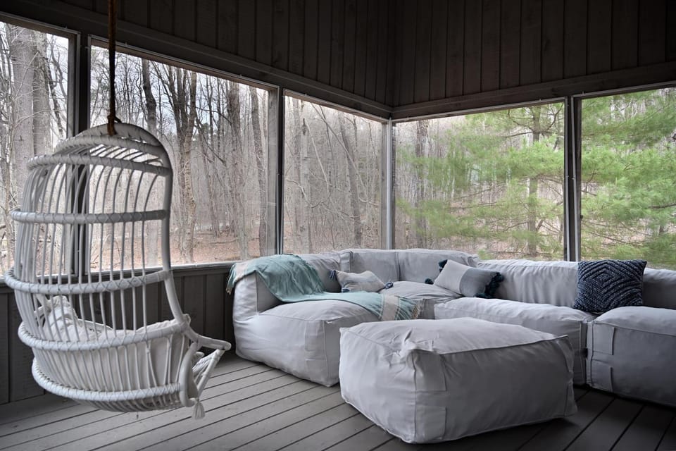 Family Berskshires Cabin with Climbing Wall, Games, Firepit Cabin in Otis