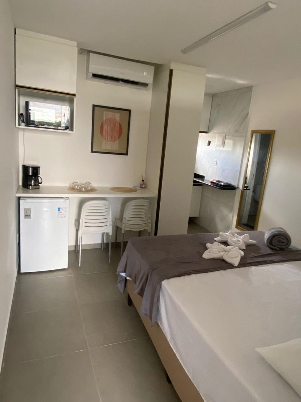 Bed, Photo of the whole room, Bedroom, minibar, wardrobe