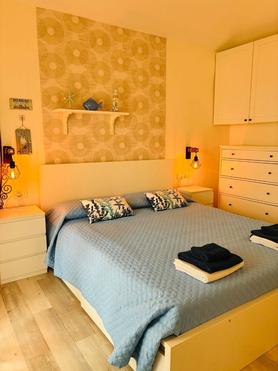 Bed, Bedroom, wardrobe