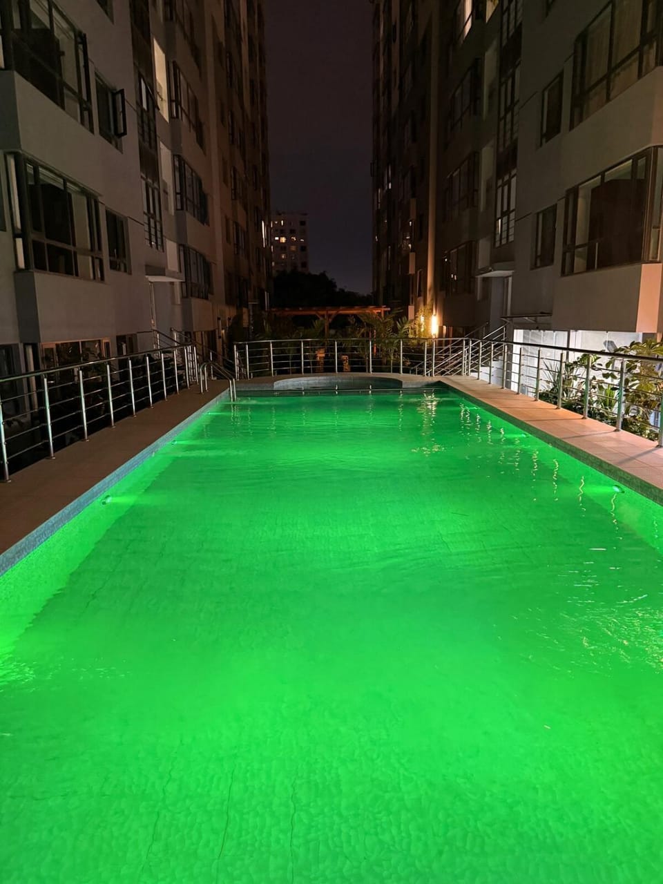 Curated Art Stay - Central Lavington Apartment in Nairobi