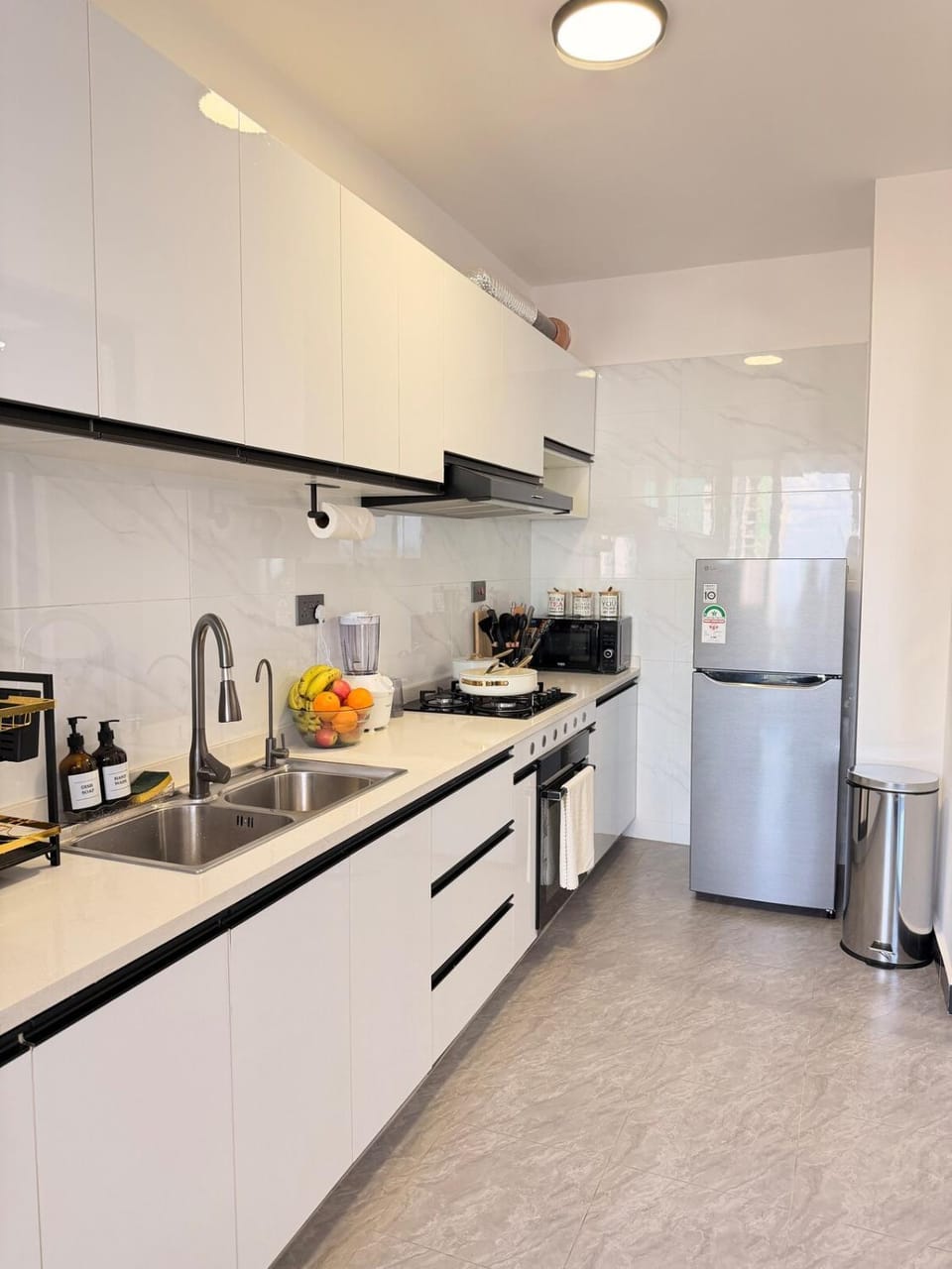 Curated Art Stay - Central Lavington Apartment in Nairobi County