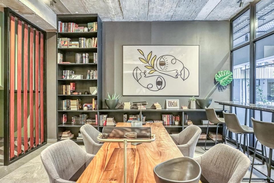 Sandton Urban Boutique Apartment in Sandton