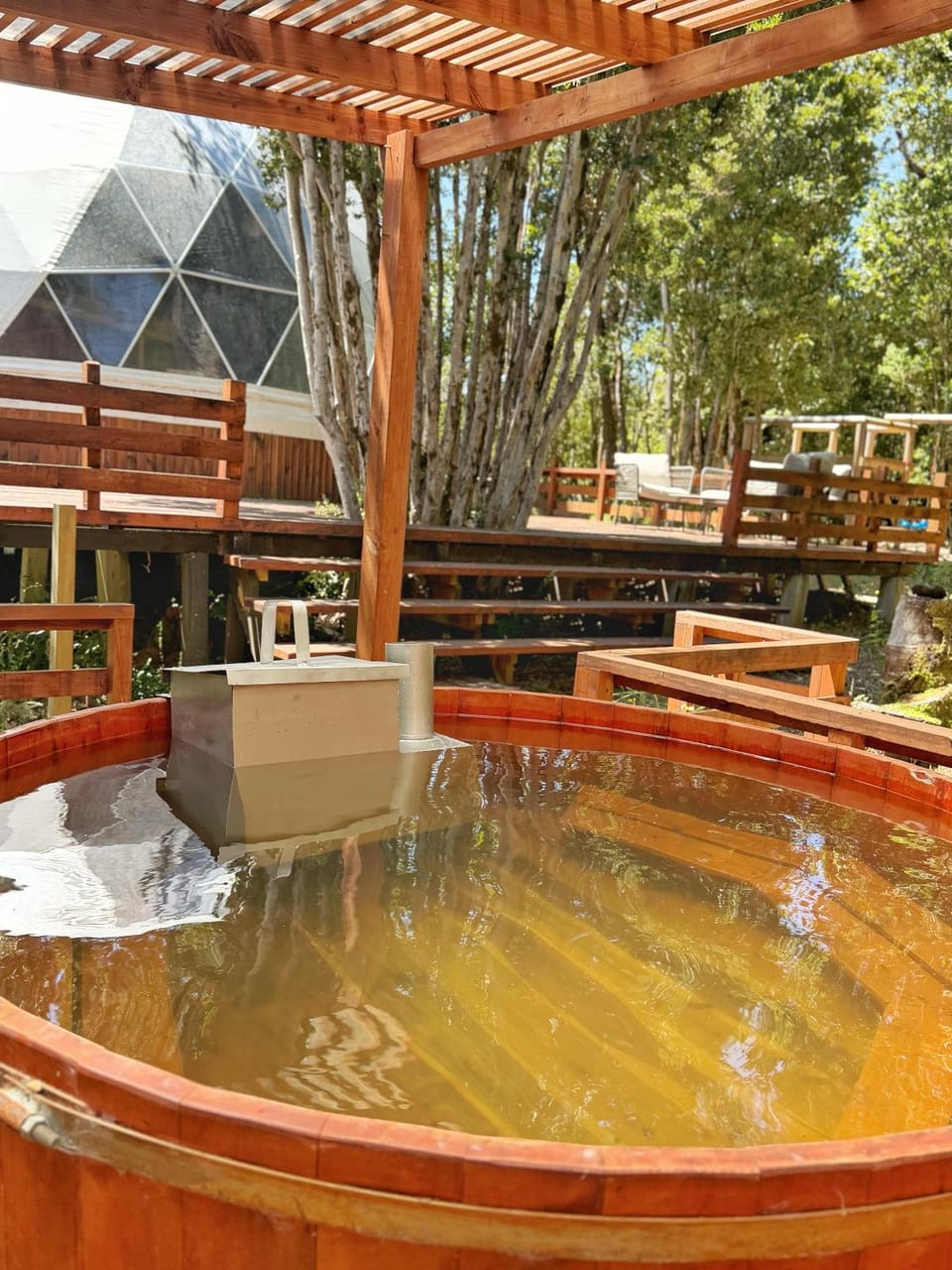 Hot Tub, Hot Tub