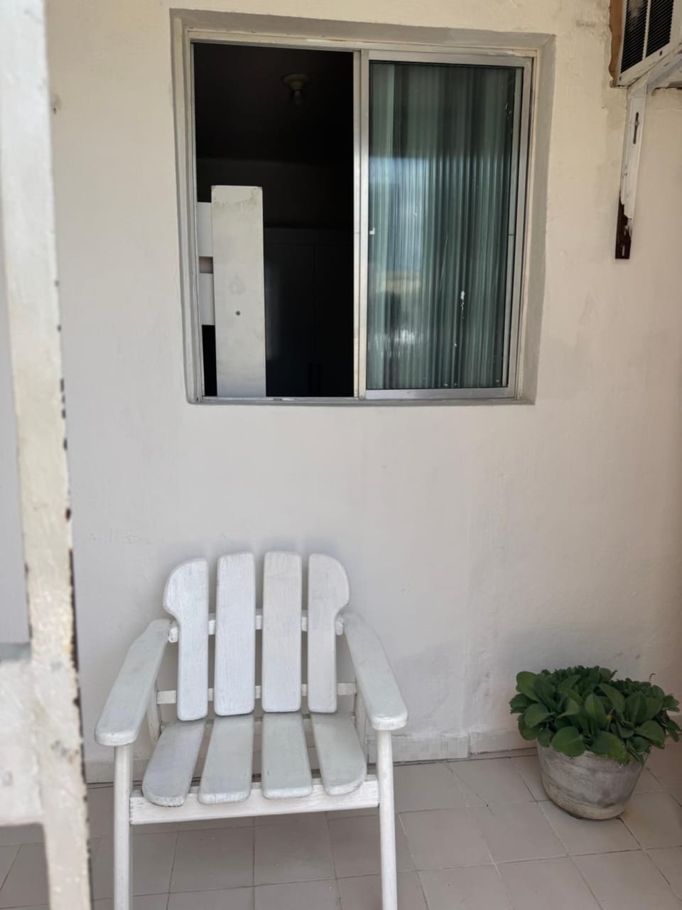 Kitinet para 03 em Boa Viagem próximo aeroporto e praia House in Recife