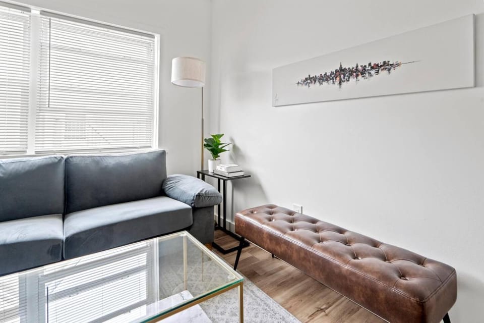 Cozy Retreat 15Min to NYC, FIFA, Mall,FREE Parking - Apartment Apartment in Union City