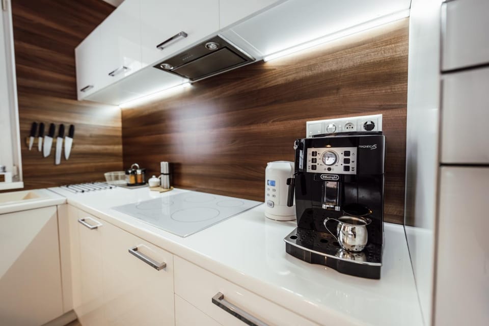 Coffee/tea facilities, Kitchen or kitchenette
