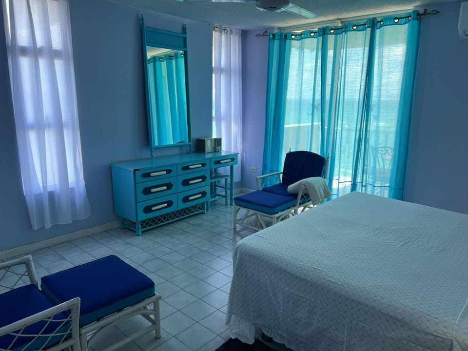Remarkable View - Montego Bay Club Apartment in Montego Bay