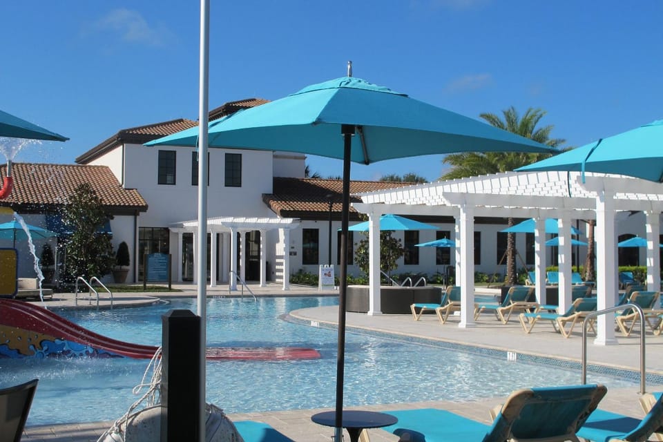 Spacious Family Retreat w/ Pool & Lazy River Resort Amenities House in Osceola County
