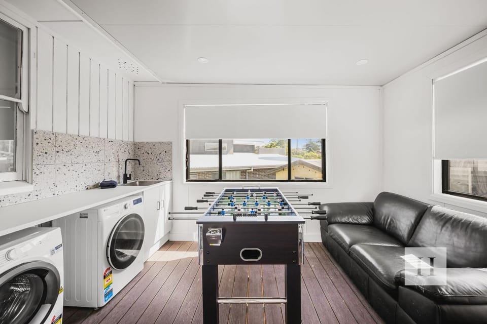 Sunset Shore Retreat House in Lake Macquarie