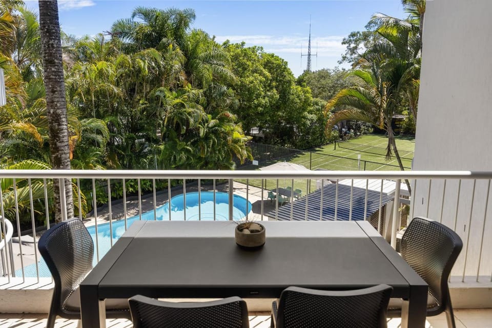 Balcony/Terrace, Pool view